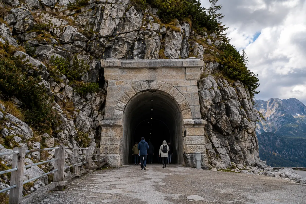 Berchtesgaden: historische Kehlsteinhaus-Tour zum Zweiten Weltkrieg